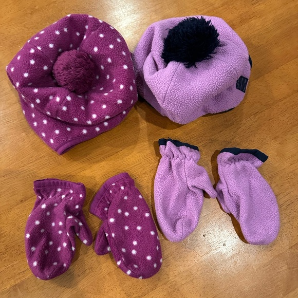 Old Navy fleece hat and mittens sets - Picture 4 of 5